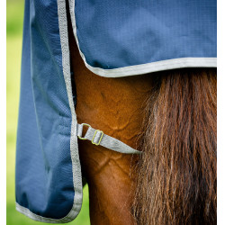 Couverture Amigo Ripstop Horseware 900D Plus Turnout 100g Marine / gris titane Bleu marine Couverture Amigo Ripstop Horseware 900D Plus Turnout 100g Marine / gris titane Bleu marine