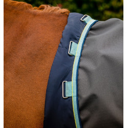 Horseware Amigo Hero Ripstop Turnout deken met fleecevoering 50g Grijs schaduw / nevel / marine Horseware Amigo Hero Ripstop Turnout deken met fleecevoering 50g Grijs schaduw / nevel / marine