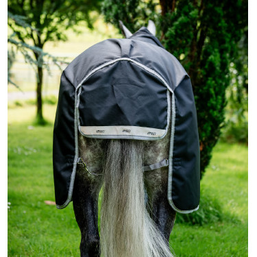 Couverture Horseware Amigo 1200D Turnout Plus 50g Noir / gris titane / argent Couverture Horseware Amigo 1200D Turnout Plus 50g Noir / gris titane / argent
