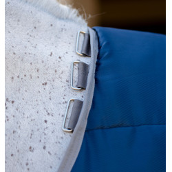 Couverture d'écurie Horseware Amigo Ripstop Insulator 350g Marine / gris titanium Bleu marine Couverture d'écurie Horseware Amigo Ripstop Insulator 350g Marine / gris titanium Bleu marine