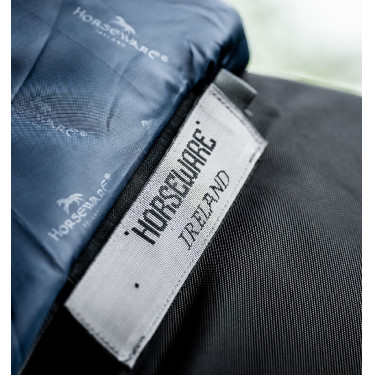 Couverture Horseware Rambo Supreme Turnout Vari-layer 1680D 450g Noir / orage / gris argent Couverture Horseware Rambo Supreme Turnout Vari-layer 1680D 450g Noir / orage / gris argent