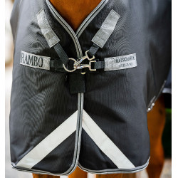 Couverture Horseware Rambo Supreme Turnout Vari-layer 1680D 450g Noir / orage / gris argent Couverture Horseware Rambo Supreme Turnout Vari-layer 1680D 450g Noir / orage / gris argent