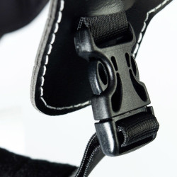 Casque Finn-Tack Elite fibres de carbone Noir Casque Finn-Tack Elite fibres de carbone Noir