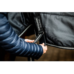 Couverture d'écurie Horseware Easy-Layer Plus 400g Noir / noir / argent Couverture d'écurie Horseware Easy-Layer Plus 400g Noir / noir / argent