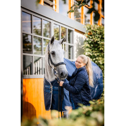 Couverture d'écurie Horseware Ionic Therapy 50g Bleu imperial / argent / marine Couverture d'écurie Horseware Ionic Therapy 50g Bleu imperial / argent / marine