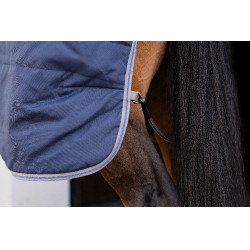 Couverture d'écurie Horseware Rhino 100g Noir / gris titane / bleu classique Couverture d'écurie Horseware Rhino 100g Noir / gris titane / bleu classique