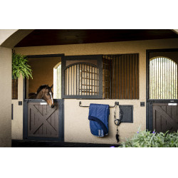 Couverture d'écurie Horseware Rhino 350g VL Noir / gris titane / bleu classique Couverture d'écurie Horseware Rhino 350g VL Noir / gris titane / bleu classique