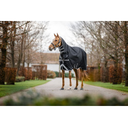 Couverture Horseware Amigo 1200D Integrated Turnout 250g Noir / gris titane / argent Couverture Horseware Amigo 1200D Integrated Turnout 250g Noir / gris titane / argent