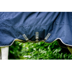 Couverture Horseware Amigo 1200D XL Turnout 50g Marine / gris titane / argent Bleu marine Couverture Horseware Amigo 1200D XL Turnout 50g Marine / gris titane / argent Bleu marine