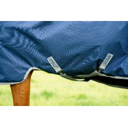 Couverture Horseware Amigo Ripstop 900D Turnout 200g Marine / gris titanium Bleu marine Couverture Horseware Amigo Ripstop 900D Turnout 200g Marine / gris titanium Bleu marine