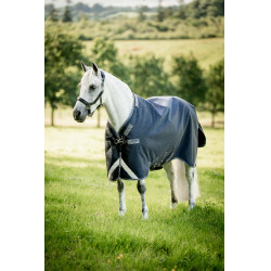 Couverture Horseware Rambo 1680D Turnout 450g VL Marine / orage / gris argent Bleu marine