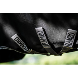 Couverture Horseware Rambo 1680D Turnout 50g Noir / orage / gris argent Couverture Horseware Rambo 1680D Turnout 50g Noir / orage / gris argent