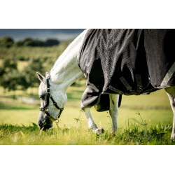 Couverture Horseware Rambo 1680D Turnout 50g Noir / orage / gris argent Couverture Horseware Rambo 1680D Turnout 50g Noir / orage / gris argent