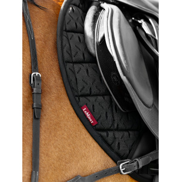 LeMieux Eurojump Self-Cool 3D zadeldek Square LeMieux Eurojump Self-Cool 3D zadeldek Square