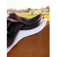 LeMieux vierkante schokdempende Close Contact Self-Cool zadeldek Wit LeMieux vierkante schokdempende Close Contact Self-Cool zadeldek Wit