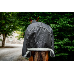 Couverture Horseware Rambo 1680D Turnout Plus 100g Noir / orage / gris argent Couverture Horseware Rambo 1680D Turnout Plus 100g Noir / orage / gris argent