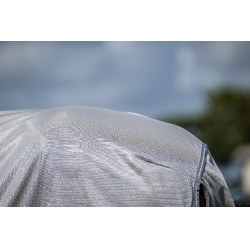 Chemise anti-mouches Horseware Amigo Bug Rug XL Plus Argent / gris titanium / argent Chemise anti-mouches Horseware Amigo Bug Rug XL Plus Argent / gris titanium / argent