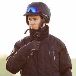 Lichte halsbeschermer voor de zomer Finn-Tack Pro Zwart