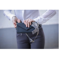 Phone Pocket Pénélope perforatieleer zwart