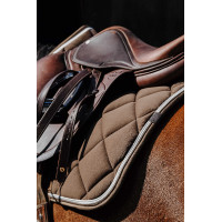 Tapis de selle Equithème Classic Marron foncé Tapis de selle Equithème Classic Marron foncé