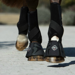 Cloches LeMieux ProShell Noir Cloches LeMieux ProShell Noir