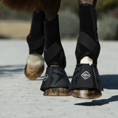 Cloches LeMieux ProShell Noir Cloches LeMieux ProShell Noir