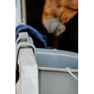 Hippotonic voederbak met haken en handvat Donkergrijs