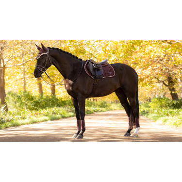 Tapis LeMieux Loire Classic Close Contact Square Damson Tapis LeMieux Loire Classic Close Contact Square Damson