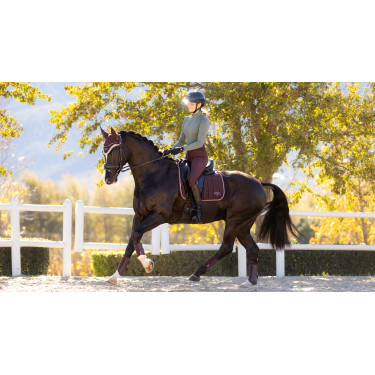 Tapis LeMieux Loire Classic Dressage Square Damson Tapis LeMieux Loire Classic Dressage Square Damson