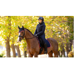 Tapis LeMieux Suede Dressage Square Marine / cranberry Bleu marine