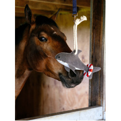 Jouet pour chevaux LeMieux Requin Jouet pour chevaux LeMieux Requin