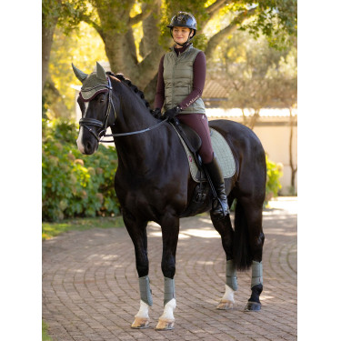 Tapis LeMieux Reflective Suede Dressage Square Rosemary Tapis LeMieux Reflective Suede Dressage Square Rosemary