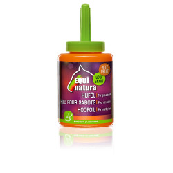 Huile pour sabots Equinatura avec pinceau 450 mL Huile pour sabots Equinatura avec pinceau 450 mL