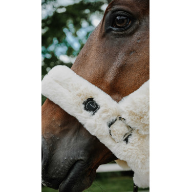 Halster Je t'aime Equithème Snuggy Ecru Wit