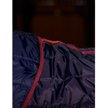 Staldeken Weatherbeeta ComFiTec 210D Channel 100g combo Marine / bordeaux Staldeken Weatherbeeta ComFiTec 210D Channel 100g combo Marine / bordeaux