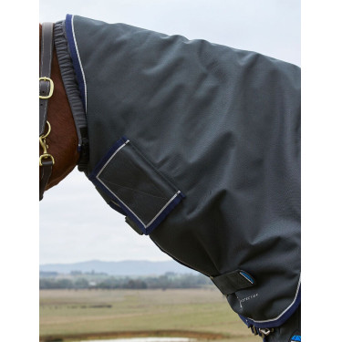 Couverture Weatherbeeta ComFiTec Ultra Turnout 220g couvre cou détachable Charbon de bois Gris Couverture Weatherbeeta ComFiTec Ultra Turnout 220g couvre cou détachable Charbon de bois Gris