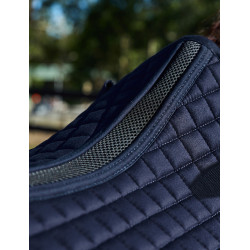 Tapis de selle Weatherbeeta Prime Air-Tec Mixte Shaped Marine Bleu marine Tapis de selle Weatherbeeta Prime Air-Tec Mixte Shaped Marine Bleu marine
