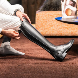 Dy'on rijlaarzen met veters zwart in maat 41/45 Zwart Dy'on rijlaarzen met veters zwart in maat 41/45 Zwart