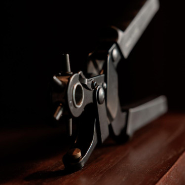 Pince Perforatrice Extra Forte Grooming Deluxe by Kentucky Noir Pince Perforatrice Extra Forte Grooming Deluxe by Kentucky Noir