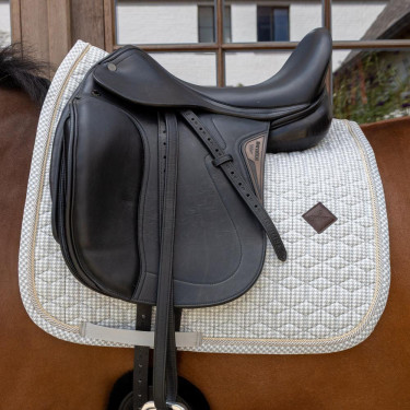 Tapis de selle Kentucky Velvet Dressage Printing Gris / blanc