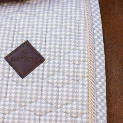 Tapis de selle Kentucky Velvet Dressage Printing Gris / blanc