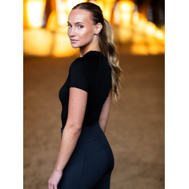 Base Layer Equestrian Stockholm Dynamic dames korte mouwen Zwarte editie Base Layer Equestrian Stockholm Dynamic dames korte mouwen Zwarte editie