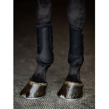 Equestrian Stockholm dressuurbeschermers van mesh Zwarte editie Equestrian Stockholm dressuurbeschermers van mesh Zwarte editie