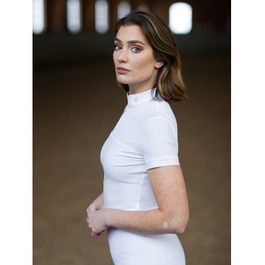 Polo de concours Equestrian Stockholm Divine Motion femme manches courtes Sweden Blanc Polo de concours Equestrian Stockholm Divine Motion femme manches courtes Sweden Blanc