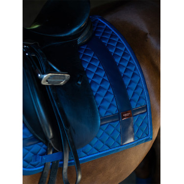 Tapis de dressage Equestrian Stockholm avec bandes Bleu monaco Tapis de dressage Equestrian Stockholm avec bandes Bleu monaco