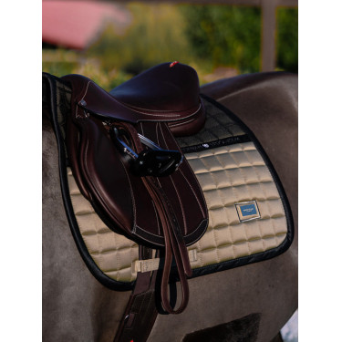 Tapis de selle Equestrian Stockholm jumping performance Chantelle