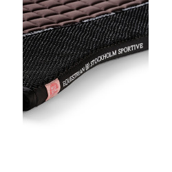 Zadeldoek Equestrian Stockholm jumping performance Moderne mokka Bruin