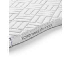 Tapis de selle Equestrian Stockholm jumping Modern Blanc perfection Tapis de selle Equestrian Stockholm jumping Modern Blanc perfection
