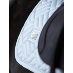 Tapis de selle Equestrian Stockholm jumping Modern Blanc perfection Tapis de selle Equestrian Stockholm jumping Modern Blanc perfection