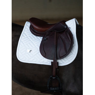 Tapis de selle Equestrian Stockholm jumping Modern Blanc perfection Tapis de selle Equestrian Stockholm jumping Modern Blanc perfection
